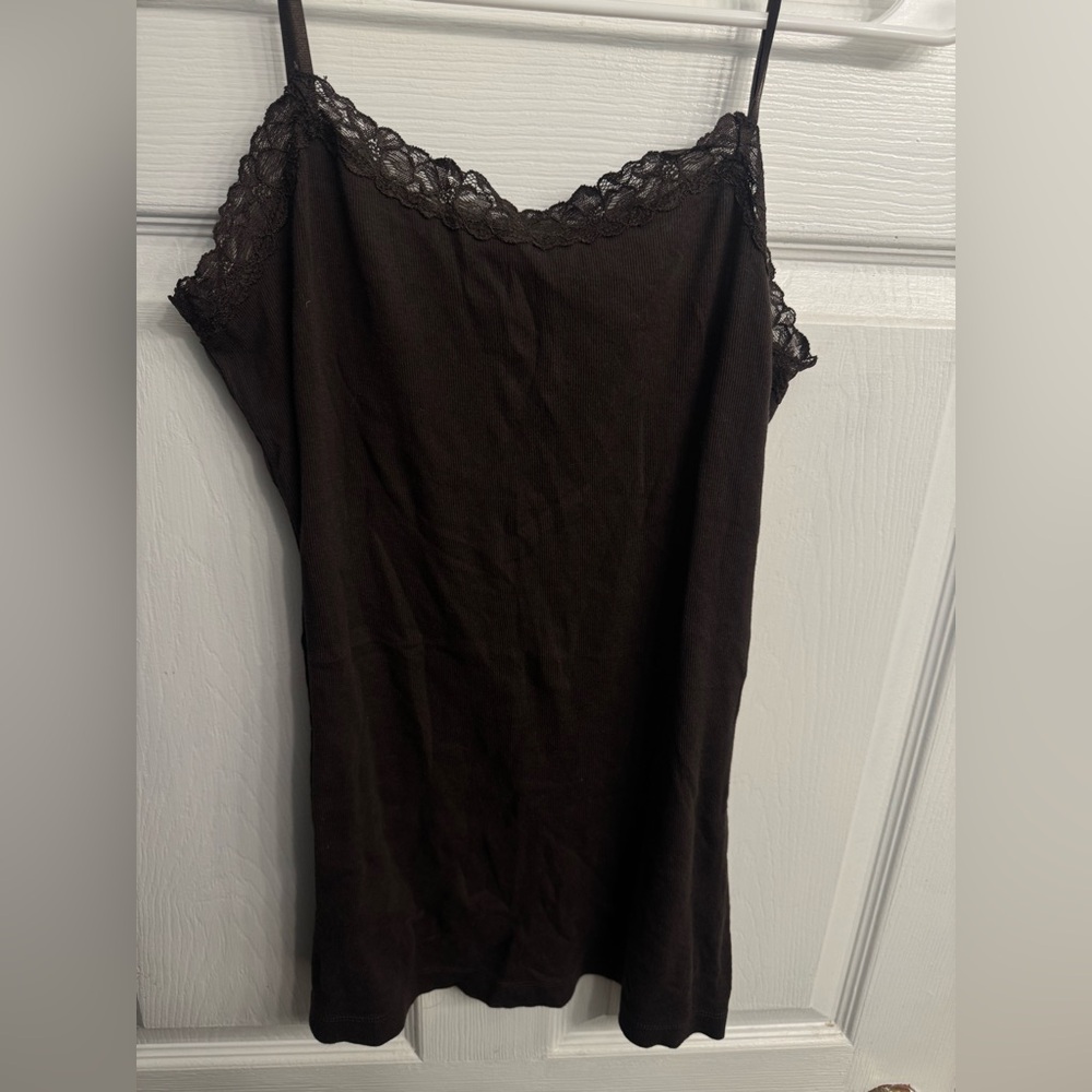 Summer of ‘09 GAP Brown Ribbed lace trim cami